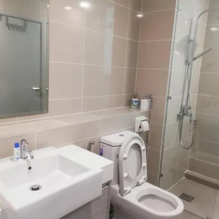 Blue Sky Apartment At Sutera Avenue 5-6 Pax Kota Kinabalu Exterior photo