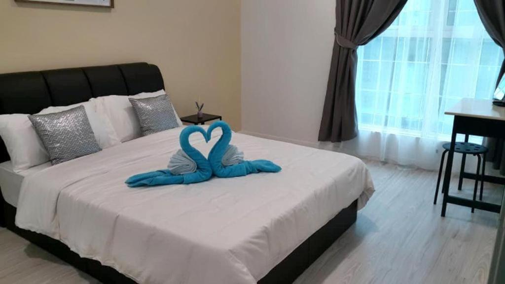 Apartment Blue Sky At Sutera Avenue 5-6 Pax